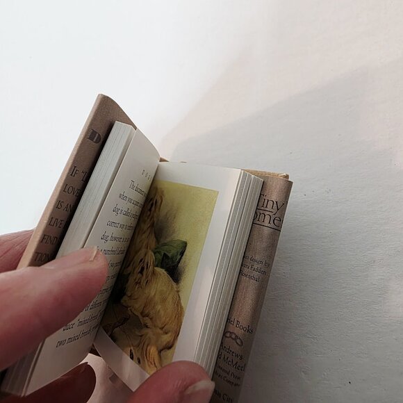 Vtg Dogs Hardcover Mini Book by Shawn Hartley Hancock Ariel Tiny Tomes - Picture 3 of 5